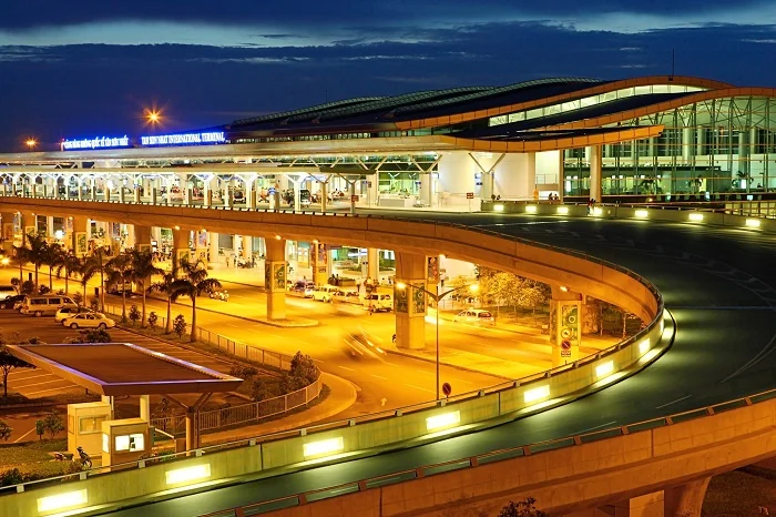 One way Transfer from Ho Chi Minh City Airport to Ho Chi Minh City Hotel 