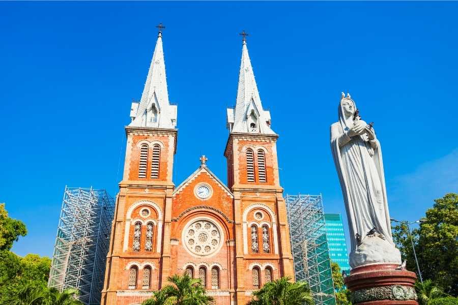 Full Day City Tour With Cu Chi Tunnels