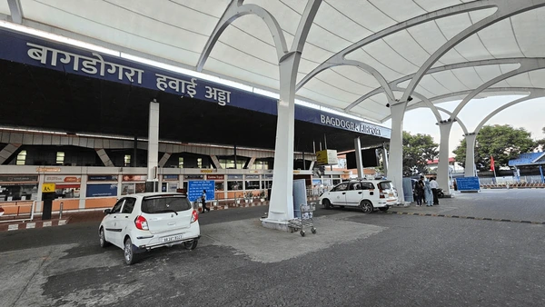 Himalayan Panorama: Gangtok, Pelling & Darjeeling Tour — image 12