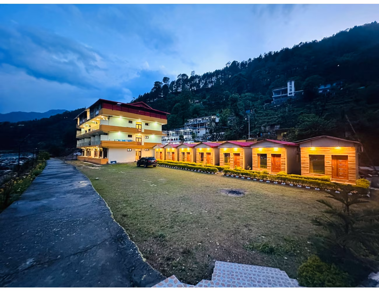 Shri Char Dham Luxury Package — image 4